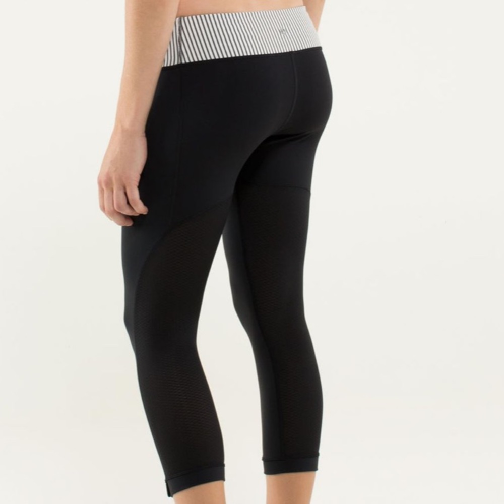 lululemon journey crop size 2